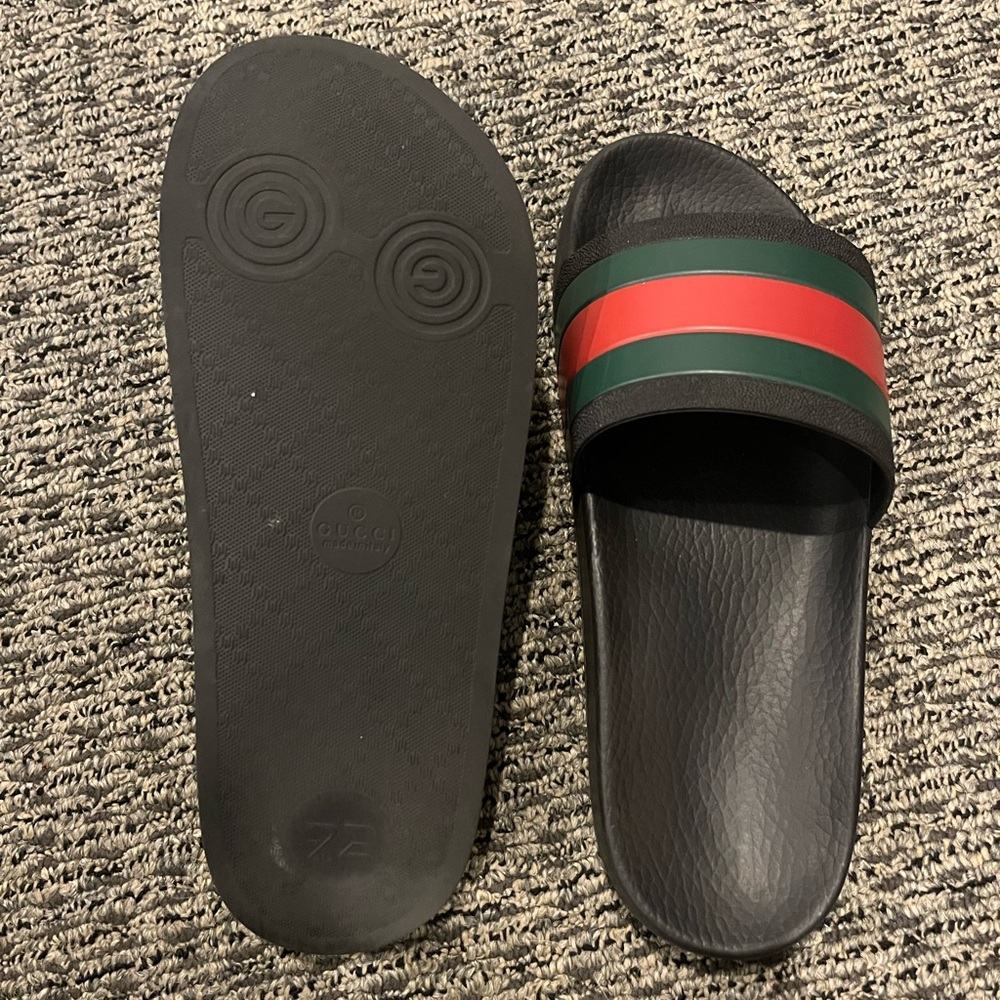 Gucci Pool Slides Size 8m/9.5w - image 3